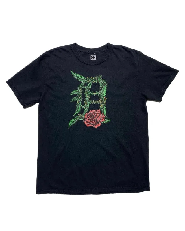 stylish t-shirts for men -Ink Detroit - Old English D Rose - T-Shirt - Black